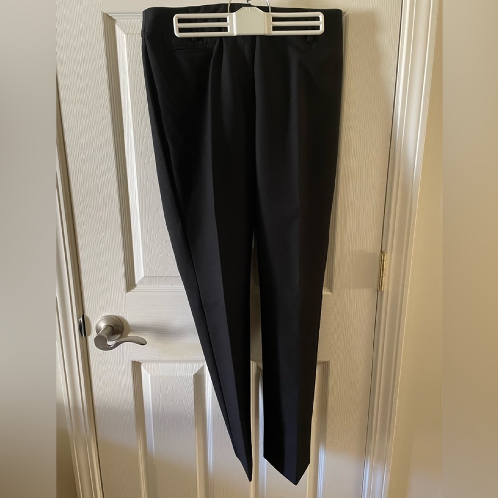 Black zip front pant petite waist 32 “